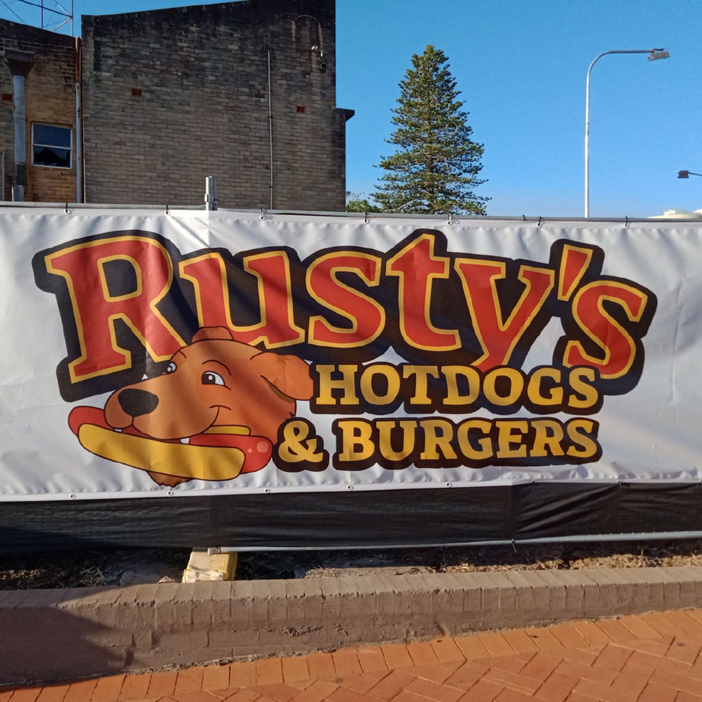 Mesh Banner
